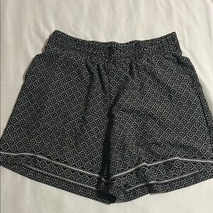 Max Studio Black and White High Waist Shorts